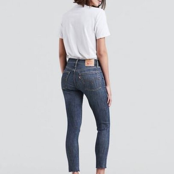 LEVI’S Wedgie Skinny - 28 - Picture 2 of 11